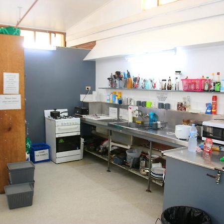 Cairns Waterfront Backpackers Hostel ภายนอก รูปภาพ