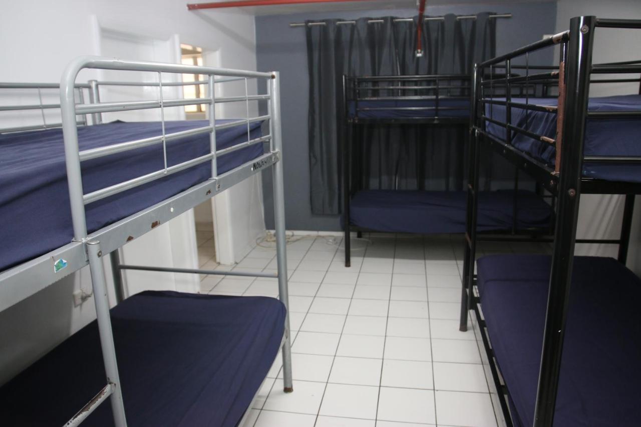 Cairns Waterfront Backpackers Hostel ภายนอก รูปภาพ